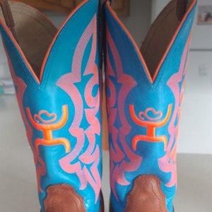 Women's boots